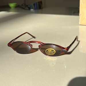 Vintage reddish brown tortoise sunglasses